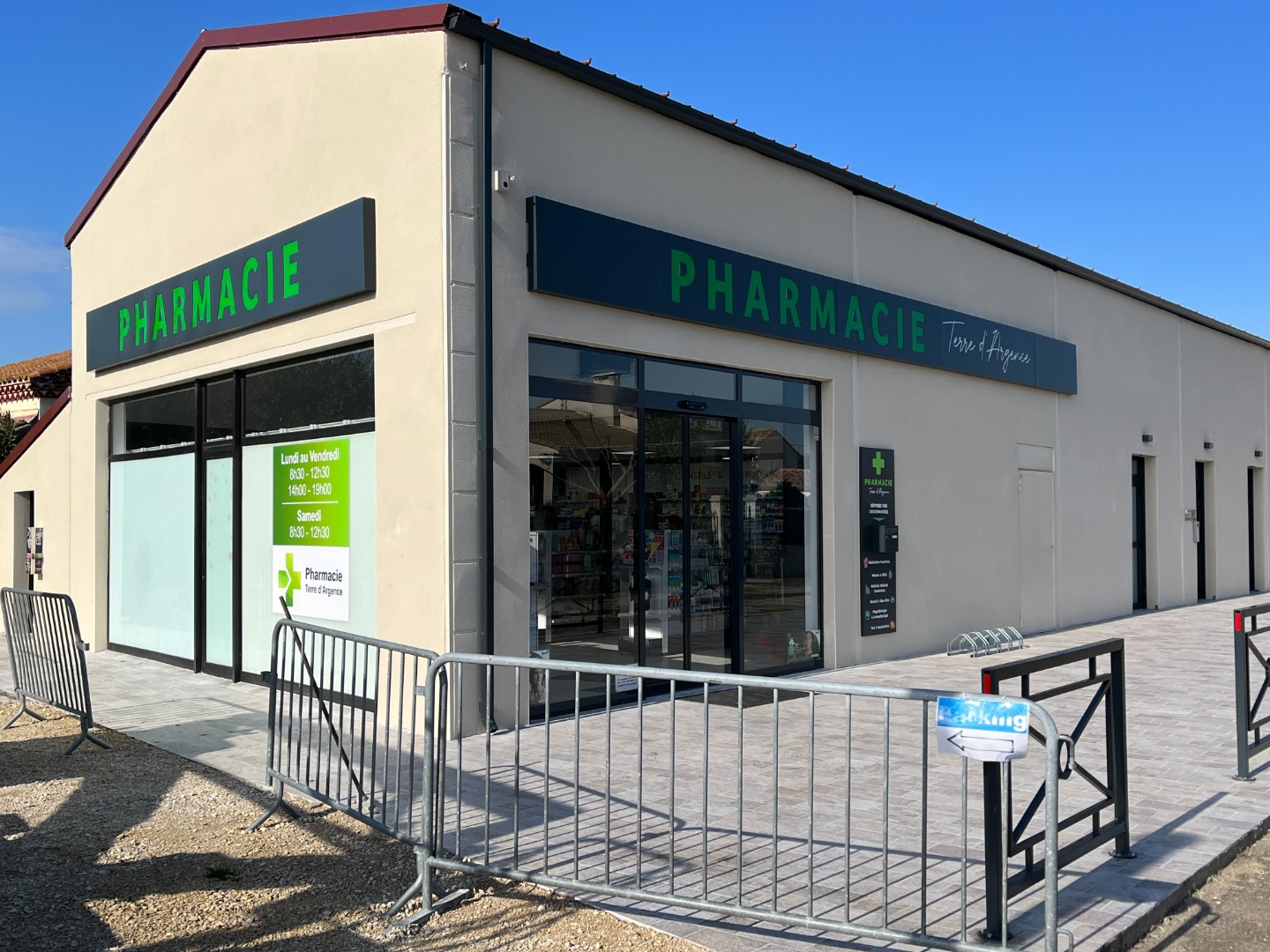 PHARMACIE FOURQUES (30)